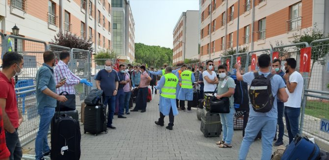 Adana'da karantina süresi dolan 149 kişi evlerine gönderildi