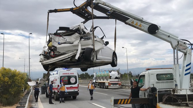 Aydın'da süt tankeriyle otomobil çarpıştı: 1 ölü, 1 yaralı