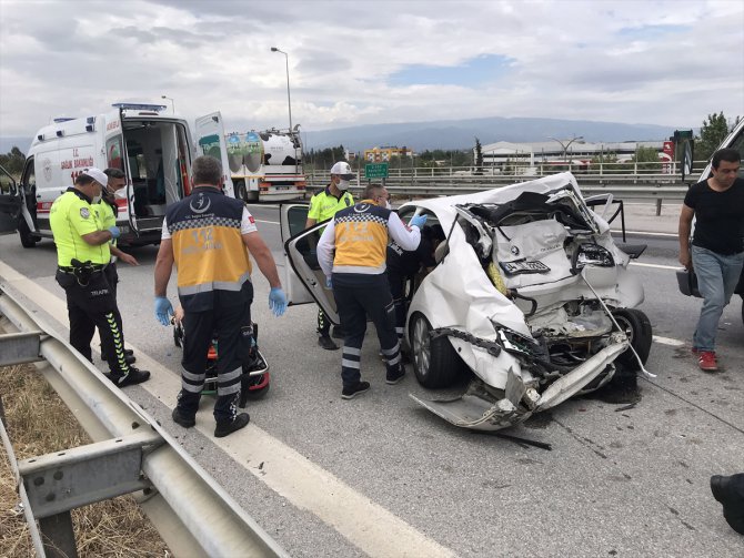 Aydın'da süt tankeriyle otomobil çarpıştı: 1 ölü, 1 yaralı