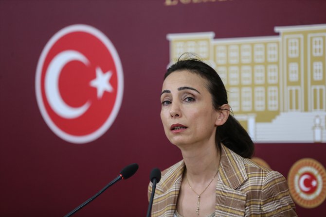 HDP'li Oruç, Suudi Arabistan'daki koronavirüslü Türk vatandaşların ülkeye getirilmesini istedi