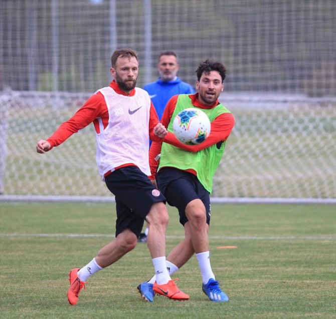 Antalyaspor'da Sinan Gümüş transferi için sezon sonu bekleniyor