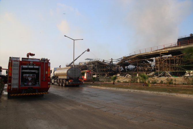 Adana'daki fabrika yangını
