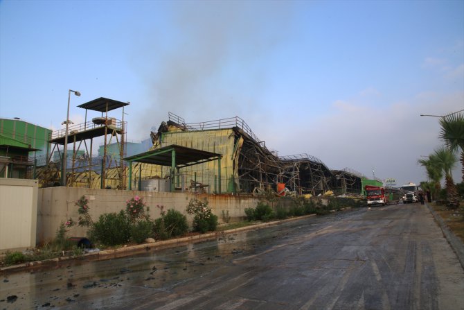 Adana'daki fabrika yangını