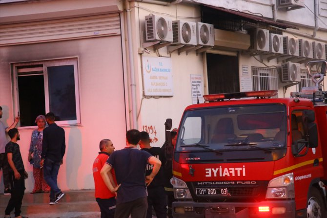 Adana'da aile sağlığı merkezinde yangın çıktı