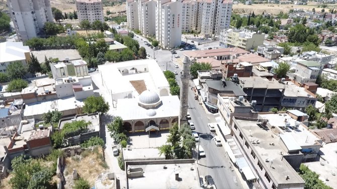 Adıyaman'daki tarihi camiler ayağa kaldırılacak