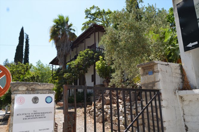 Priene Antik Kenti'nin "tarihi kazı evi" de ilgi çekiyor