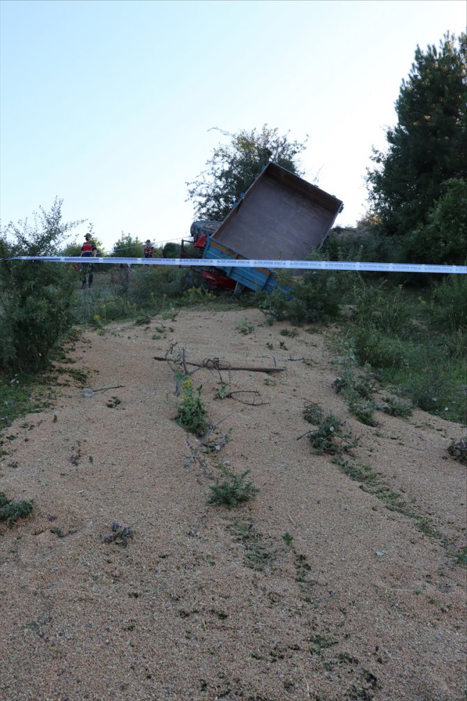 Bolu'da 13 yaşındaki çocuğun kullandığı traktör devrildi: 1 ölü, 1 yaralı