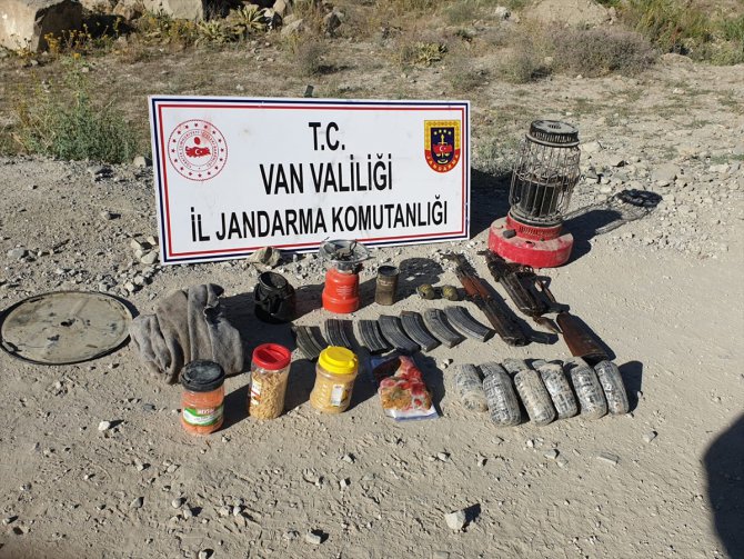 Van'da terör operasyonunda silah ve mühimmat bulundu