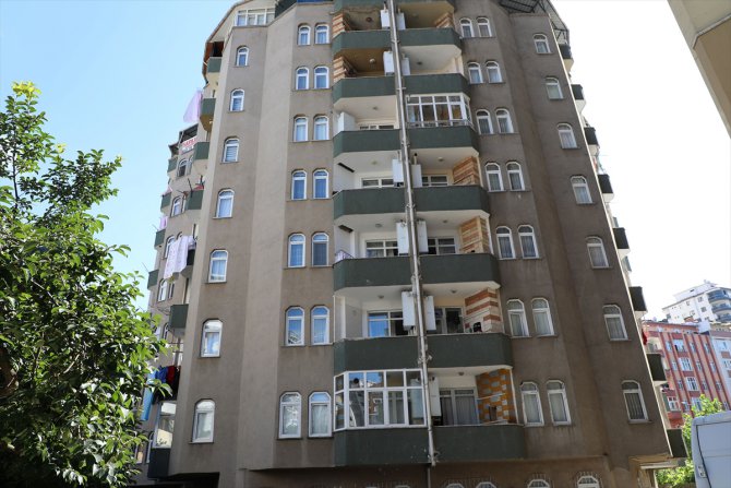 Rize'de apartman yöneticisi binayı karantinaya aldı