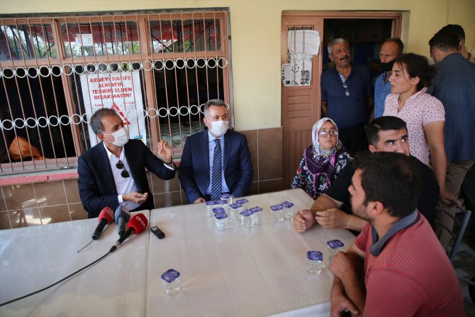 AK Parti Sözcüsü Çelik'ten, Adana'daki orman yangınından etkilenen köylerde inceleme: