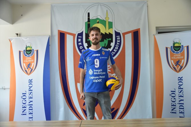 İnegöl Belediyespor Erkek Voleybol Takımı, Ahmet Arslan'ı transfer etti