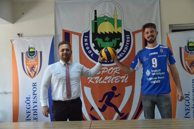 İnegöl Belediyespor Erkek Voleybol Takımı, Ahmet Arslan'ı transfer etti