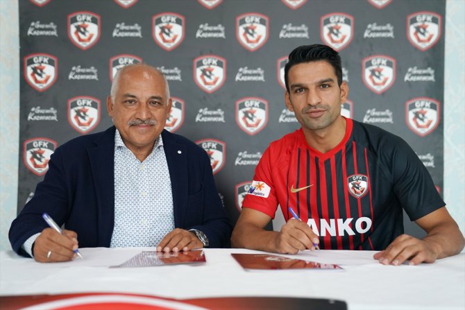 Gaziantep FK'den transferlerine imza töreni