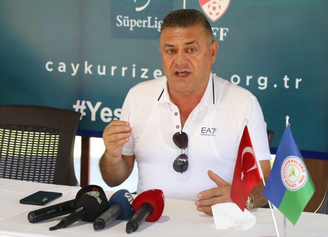 Çaykur Rizespor'da yeni transferler için tanıtım töreni düzenlendi