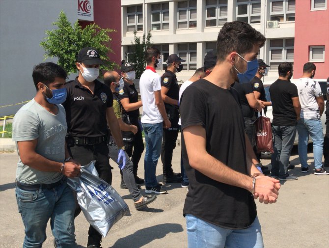 Adana merkezli yasa dışı bahis operasyonunda 17 şüpheli tutuklandı