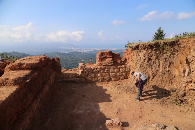 Ordu Kurul Kalesi tarihe ışık tutuyor