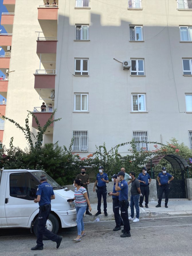 Mersin'de silahlı saldırıya uğrayan kadın yaşamını yitirdi