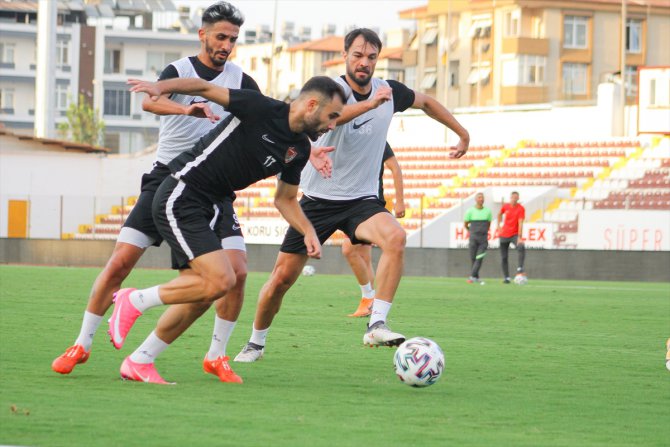 Hatayspor, Büyükşehir Belediye Erzurumspor maçının hazırlıklarını sürdürdü