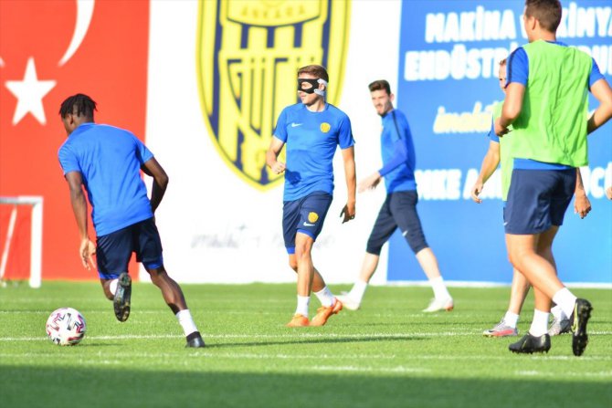 MKE Ankaragücü, Çaykur Rizespor maçının hazırlıklarını sürdürdü