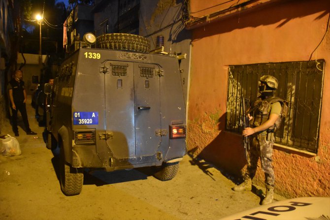 GÜNCELLEME - Adana'da uyuşturucu operasyonu: 9 gözaltı