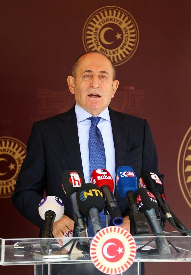 CHP'li Hamzaçebi: "Mahkemenin Berberoğlu kararı hukuk devletini ayaklar altına alan bir karardır"