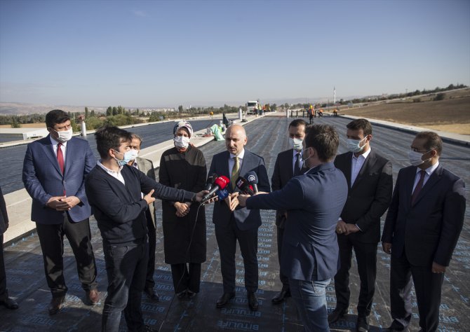 Bakan Karaismailoğlu Ankara-Kahramankazan yolundaki yapım çalışmalarını inceledi: