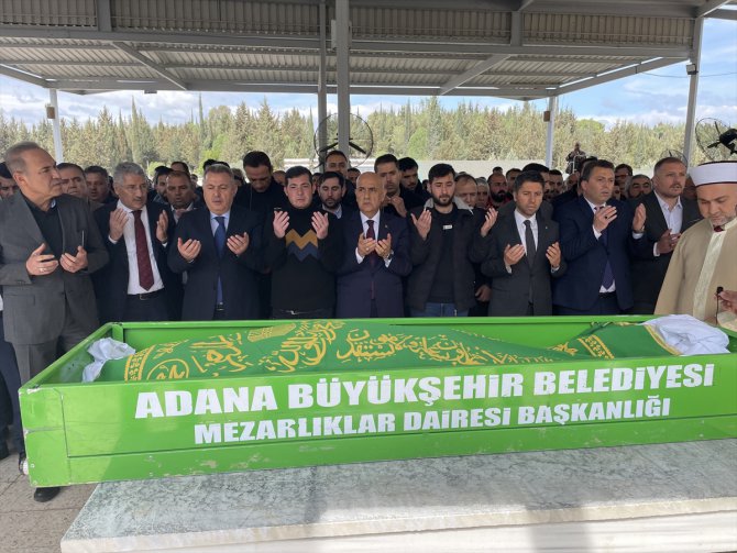 AK Parti Adana Milletvekili Ahmet Zenbilci'nin ağabeyi son yolculuğuna uğurlandı