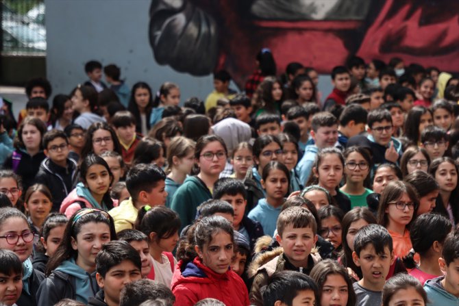 Depremden etkilenen Osmaniye'de okula devam oranı beklentinin üzerinde