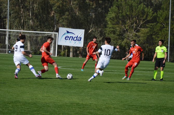 Antalya'da depremzedeler yararına uluslararası futbol turnuvası