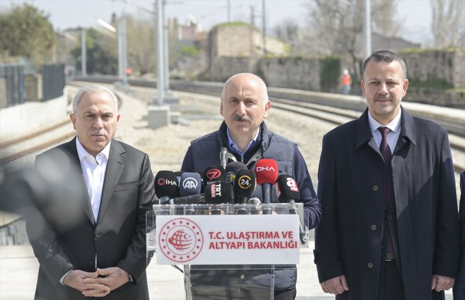 Bakan Karaismailoğlu, Sirkeci-Kazlıçeşme Raylı Sistem Hattı'nda konuştu: