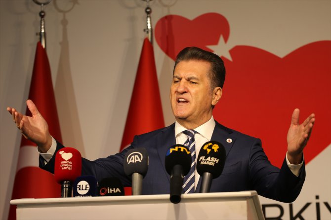 TDP Genel Başkanı Sarıgül, basın toplantısı düzenledi: