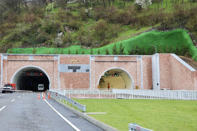 Yeni Zigana Tüneli açılış için gün sayıyor