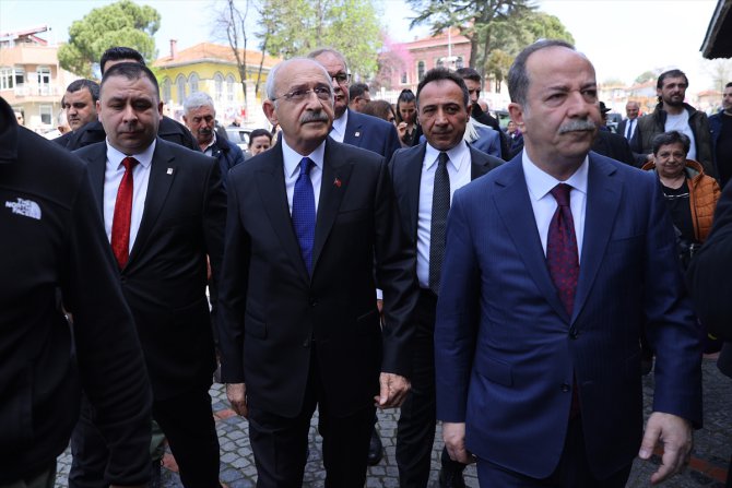 Cumhurbaşkanı adayı ve CHP Genel Başkanı Kılıçdaroğlu Edirne'de Eski Cami'yi ziyaret etti