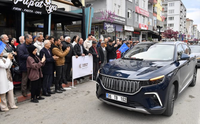 Ticaret Bakanı Muş, 19 Mayıs ilçesinde seçim koordinasyon merkezinin açılışını yaptı