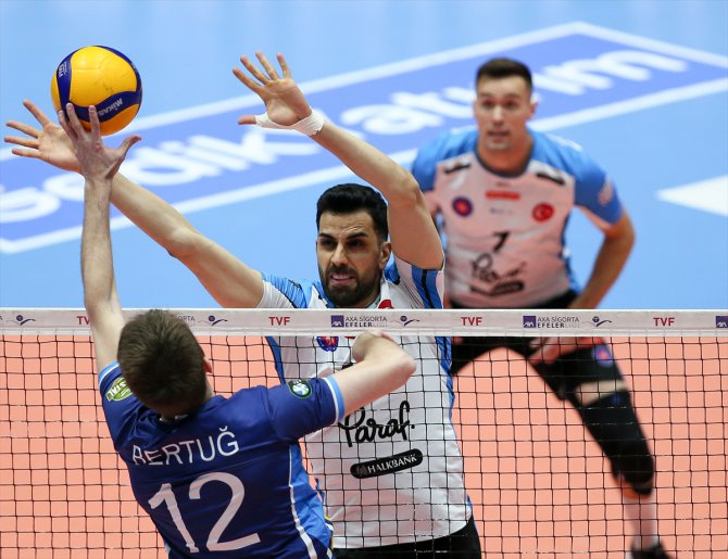 Voleybol: AXA Sigorta Efeler Ligi play-off 1-4 etabı