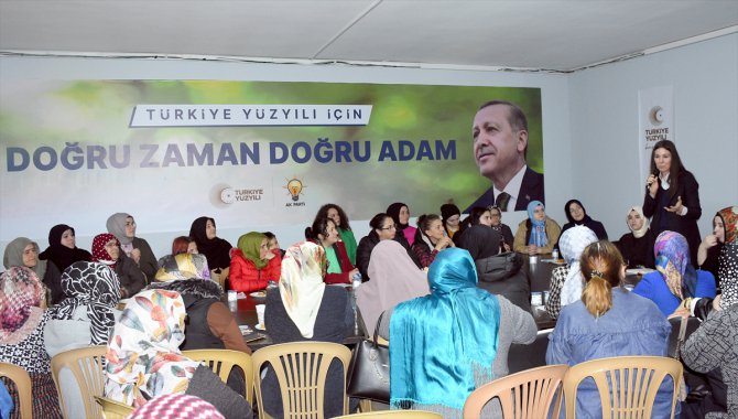 AK Parti'li Karaaslan, Samsun'da kadın seçmenlerle buluştu: