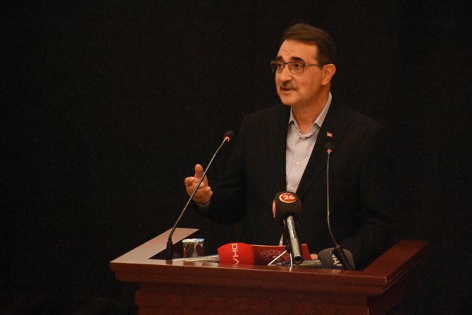 Bakan Dönmez, "Eskişehir En'lerini Ödüllendiriyor" töreninde konuştu: