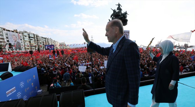 Cumhurbaşkanı ve AK Parti Genel Başkanı Erdoğan, partisinin İzmir mitinginde konuştu: (1)