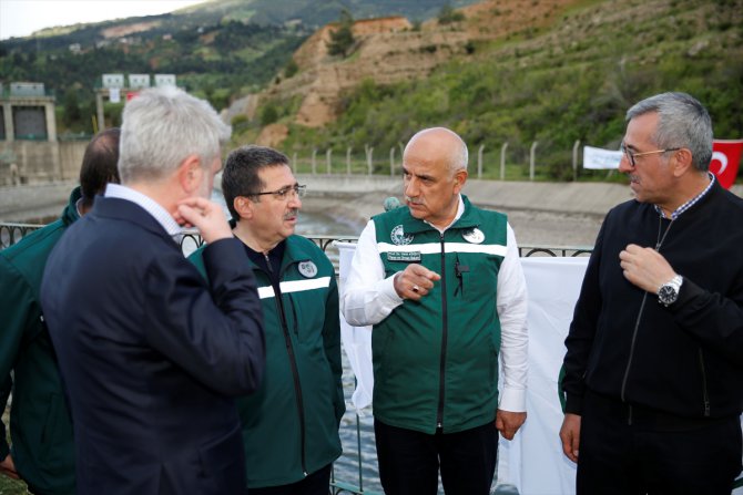 Tarım ve Orman Bakanı Kirişci, tarım arazilerine su verme töreninde konuştu: