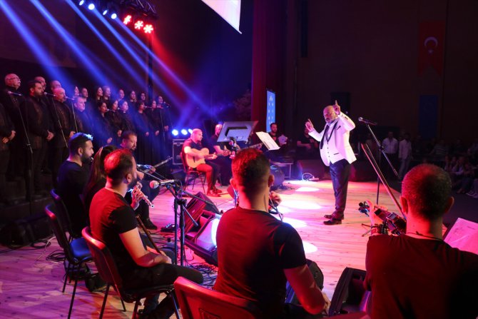 Antakya Medeniyetler Korosu "Dayanışma Konserleri"nin ilkini Edirne'de verdi