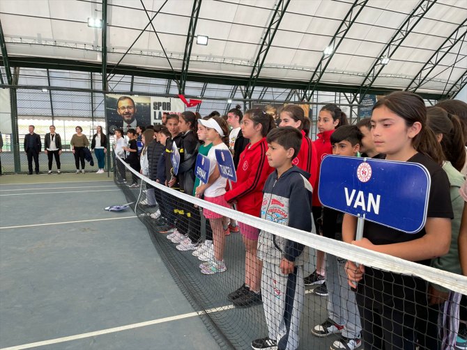 Okul Sporları Minikler Tenis Bölge Birinciliği müsabakaları, Şırnak'ta başladı