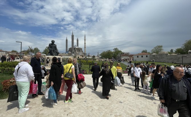 Edirne'de "Kakava" hareketliliği sürüyor