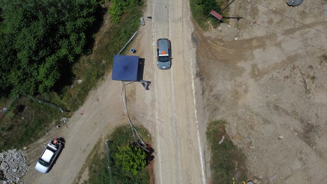 Eskişehir'de yapılan Türkiye Ralli Şampiyonası'nın 3. ayağında ilk gün tamamlandı