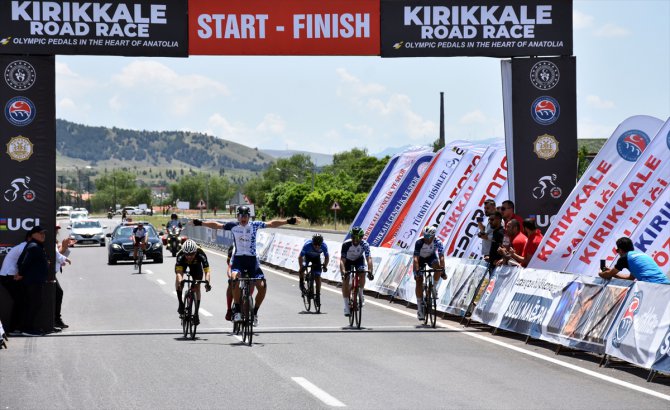 "Road Race Kırıkkale 2.2" bisiklet yarışlarının ilk gün etapları tamamlandı