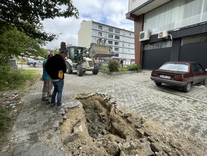 Bolu'da kanalizasyon çalışmasında doğal gaz borusu hasar gördü