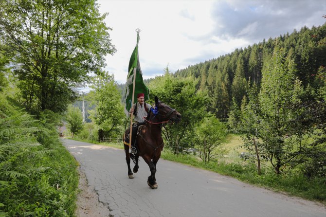 Bosna Hersek'te 513'üncü Ayvaz Dede Şenlikleri'ne katılacak atlılar Karaula'dan yola çıktı