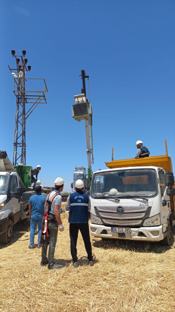 Dicle Elektrik, Diyarbakır'ın Çınar ilçesinde 13 kaçak trafoya el koydu