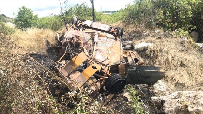 Kastamonu'da şarampole devrilerek yanan otomobilin sürücüsü öldü